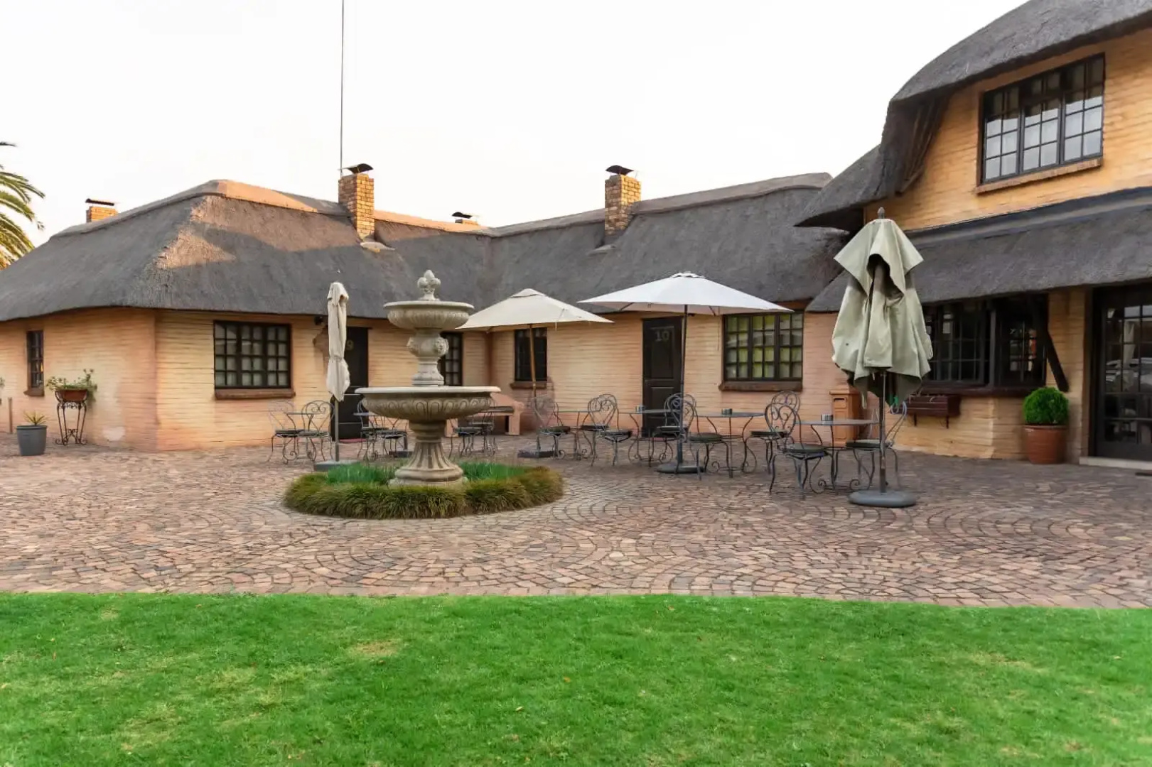 Отель Belvedere Estate