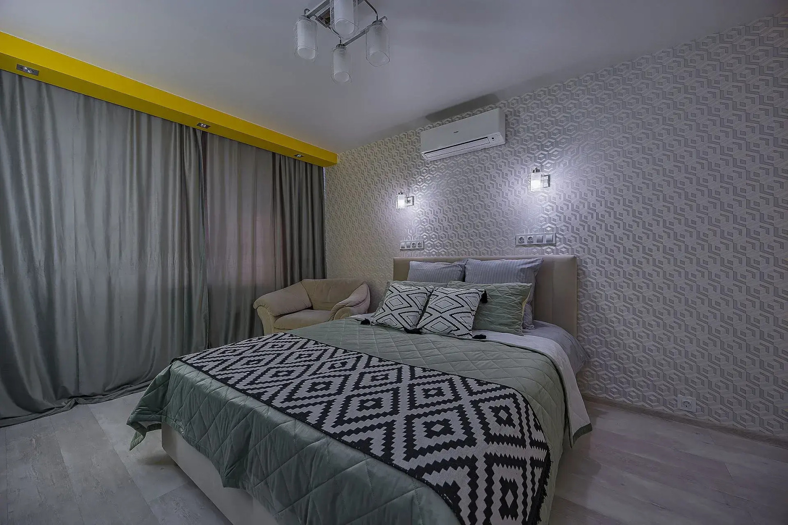 Апартаменты iZi Apart на Московском шоссе рядом ст. Метро  и Ж/Д Вокзал