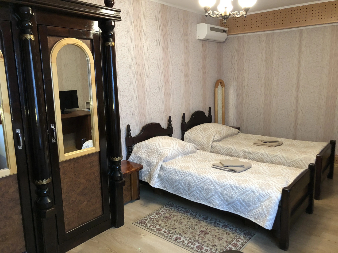 Отель Держава