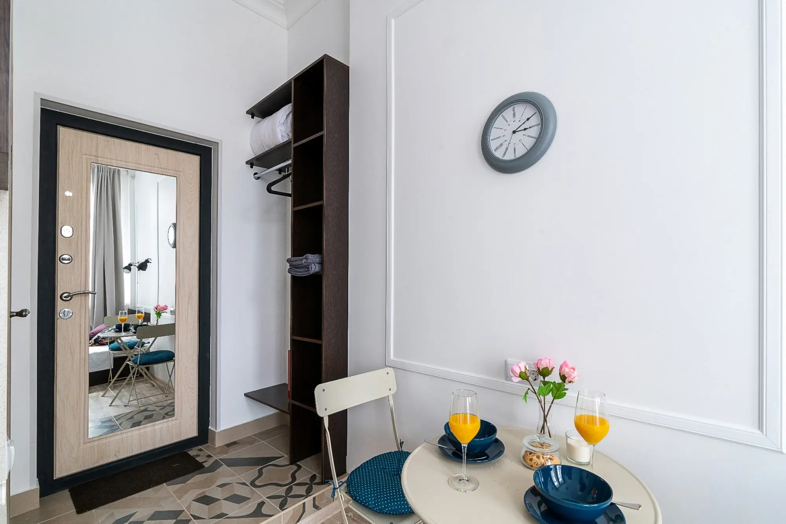 Апартаменты Versailles