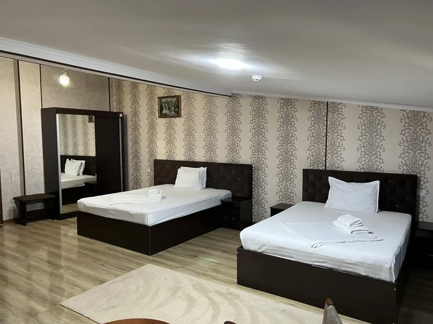 Отель Garden City