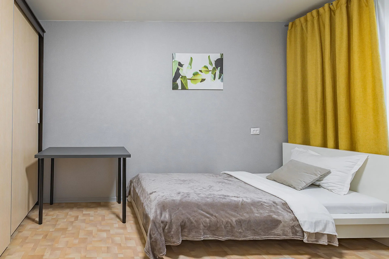 Апартаменты на Зимина