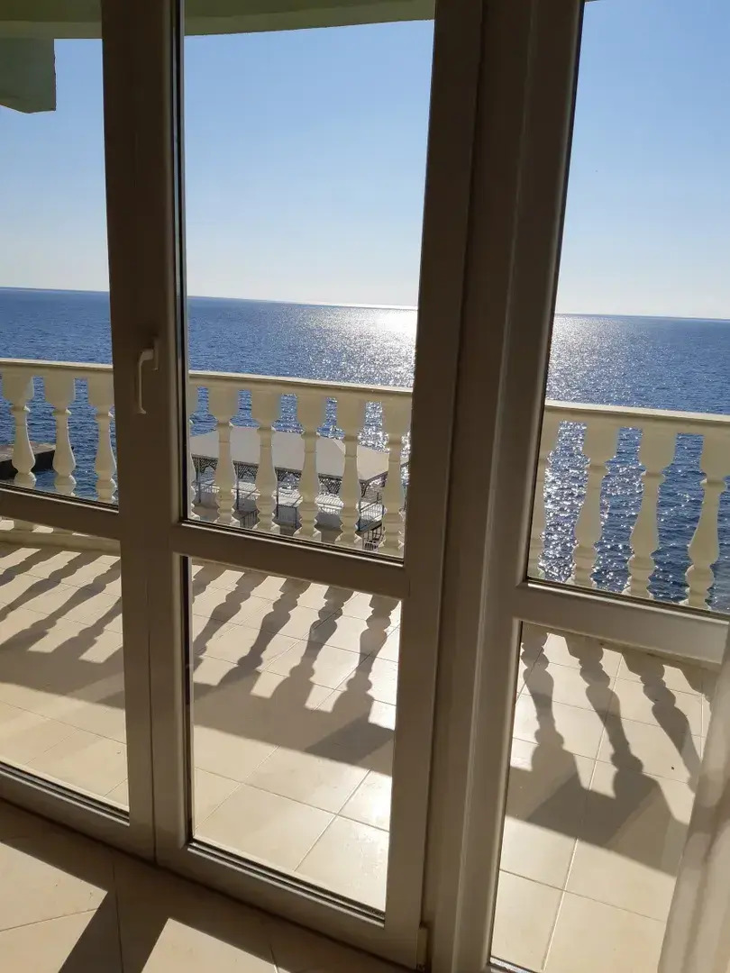 Апартаменты у синего моря