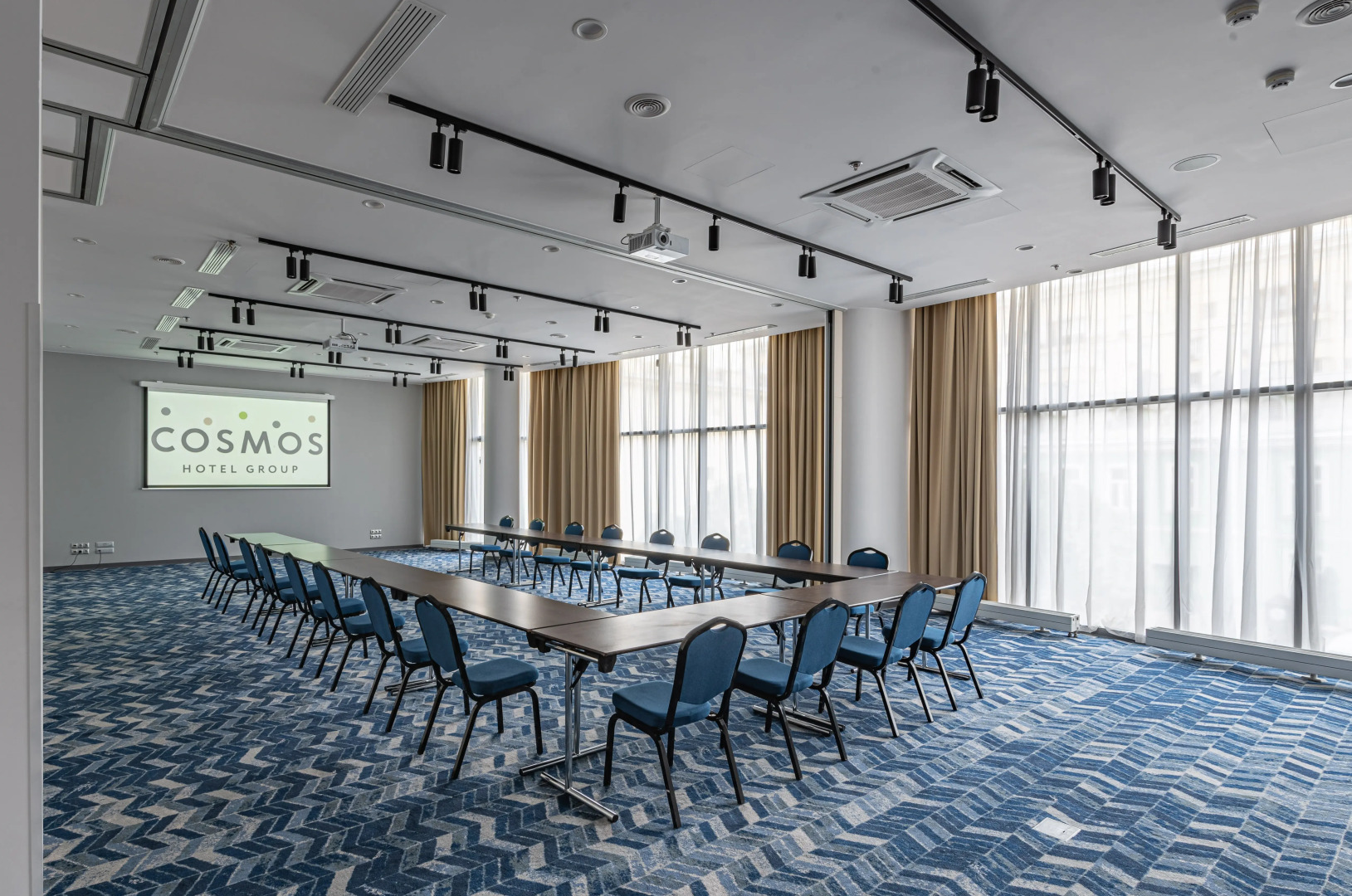 Отель Cosmos Moscow Paveletskaya