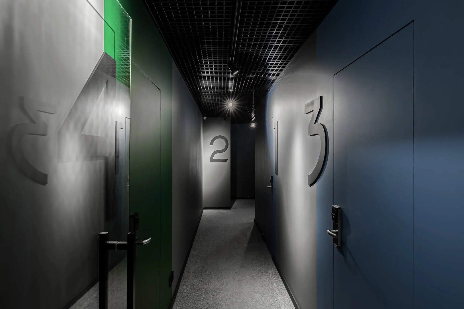 Отель 1715 Duplex Hotel