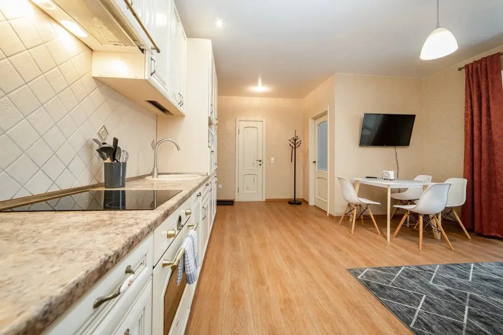 Апартаменты возле Национальной Библиотеки и ТРЦ Dana Mall на Туровского 26