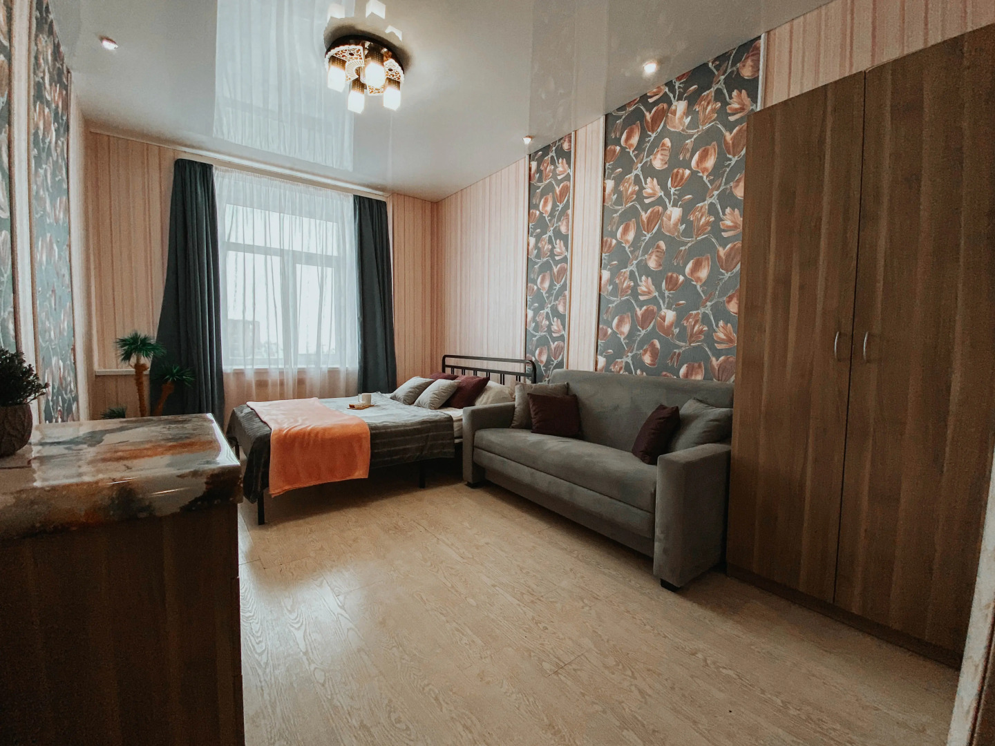 Апартаменты с видом на Волгу в центре города