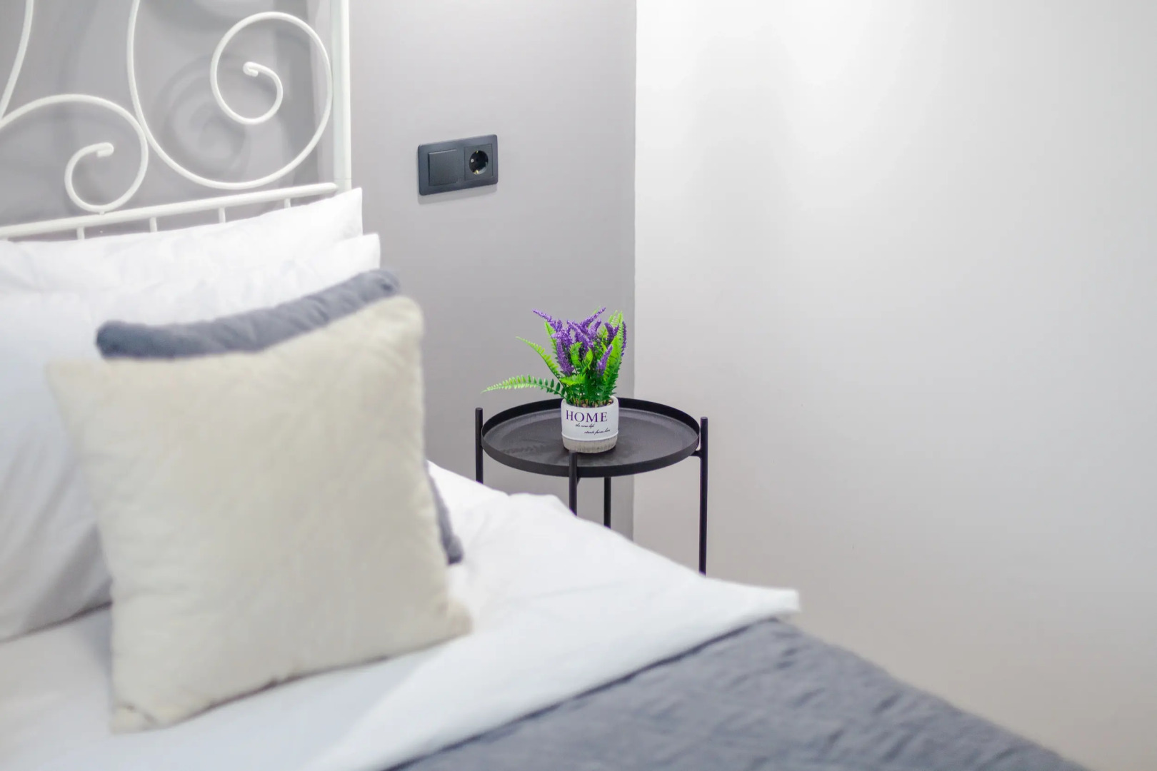 Апартаменты евродвушка RentPlaza класса LUX