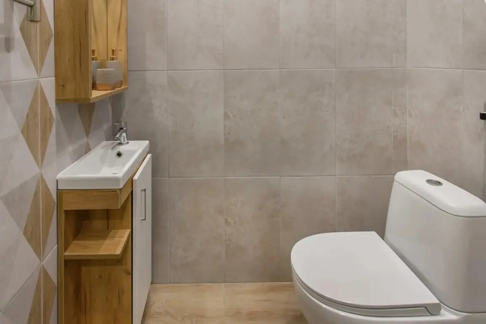 Апартаменты Room-Room Кировский 1