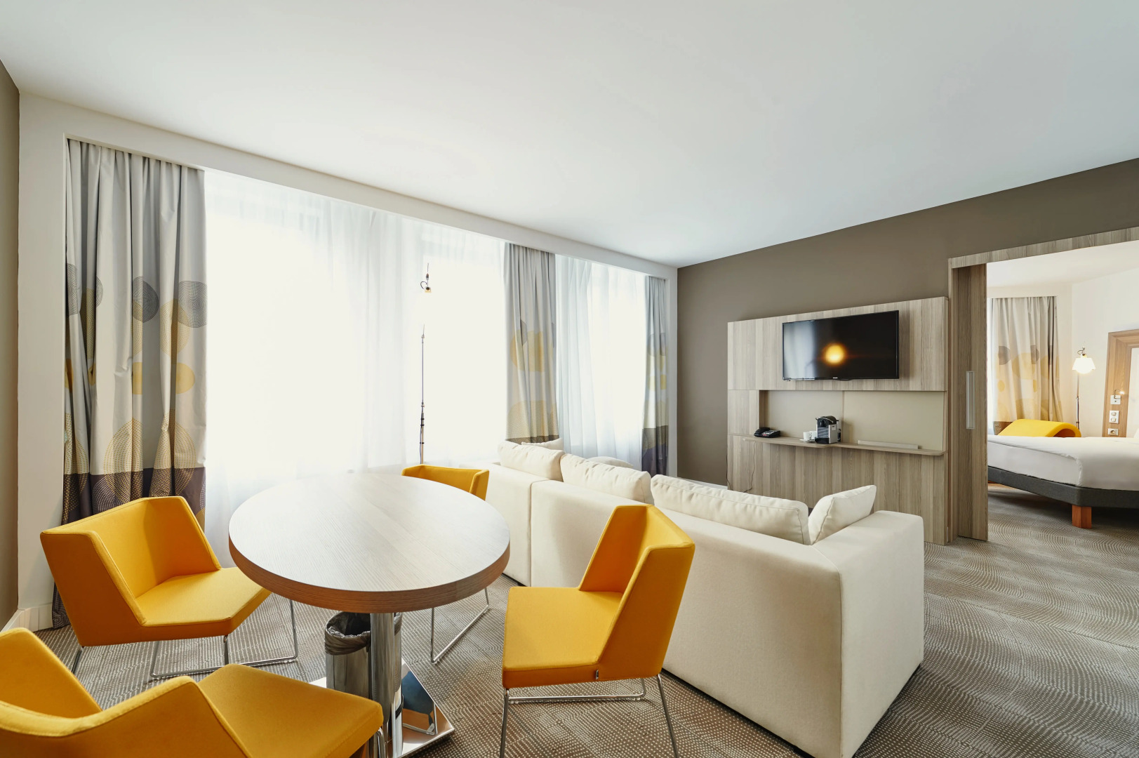 Отель Novotel Красноярск Центр