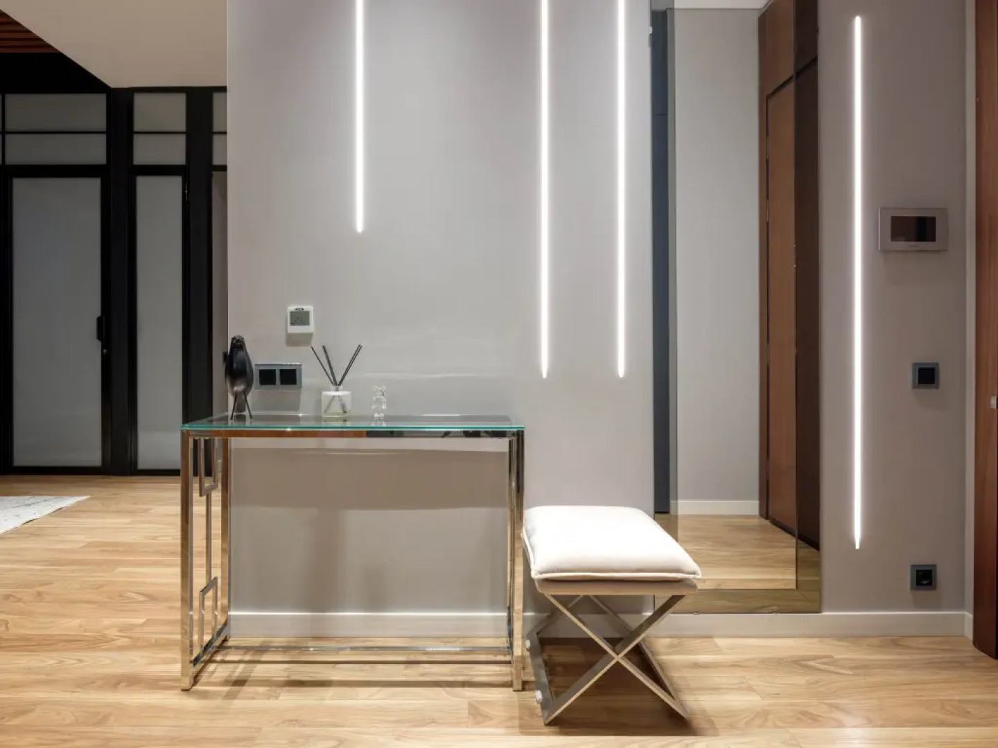 Красивый панорамный апартамент с 2 спальнями