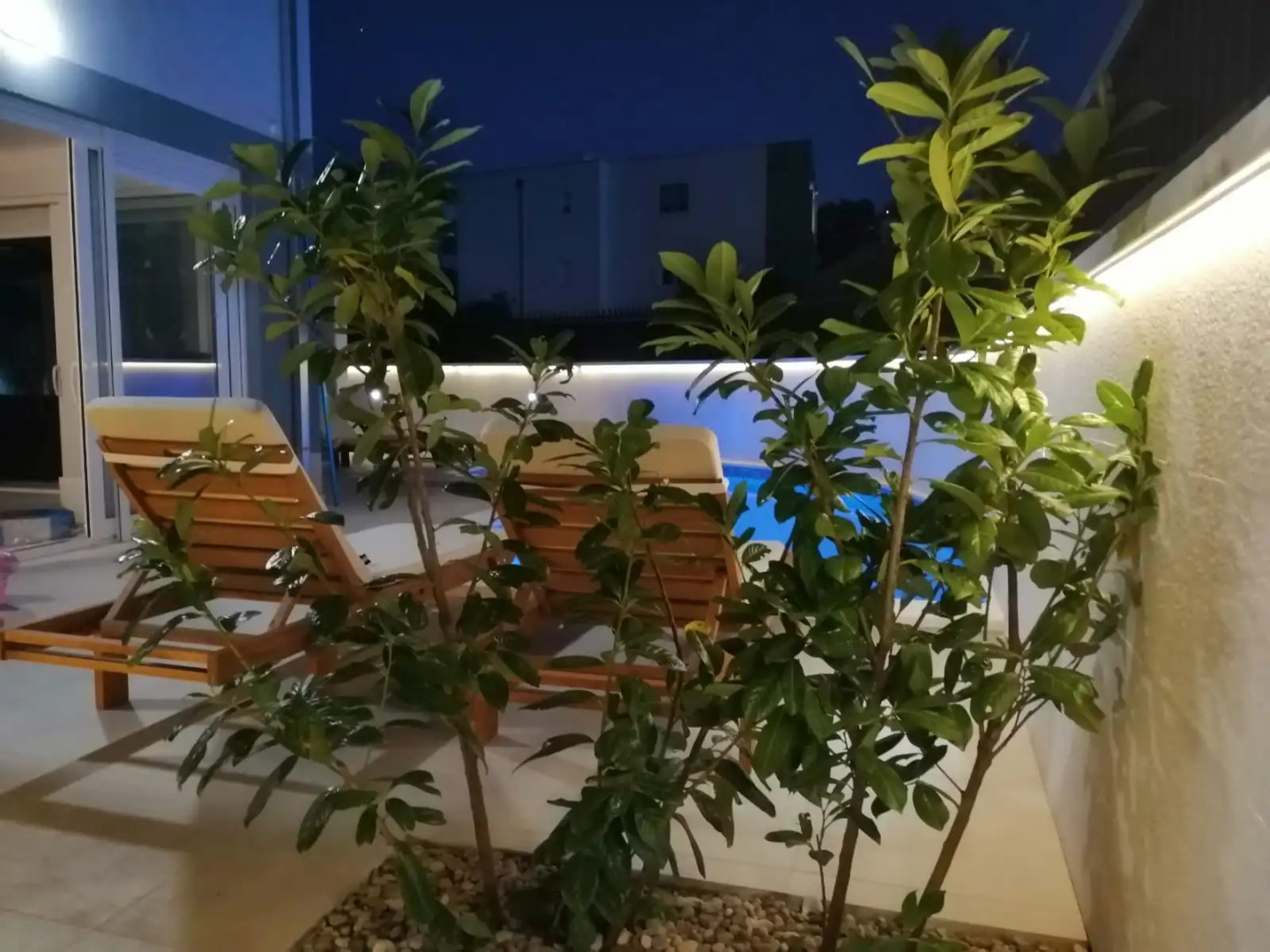 Вилла Urban Villa With Pool