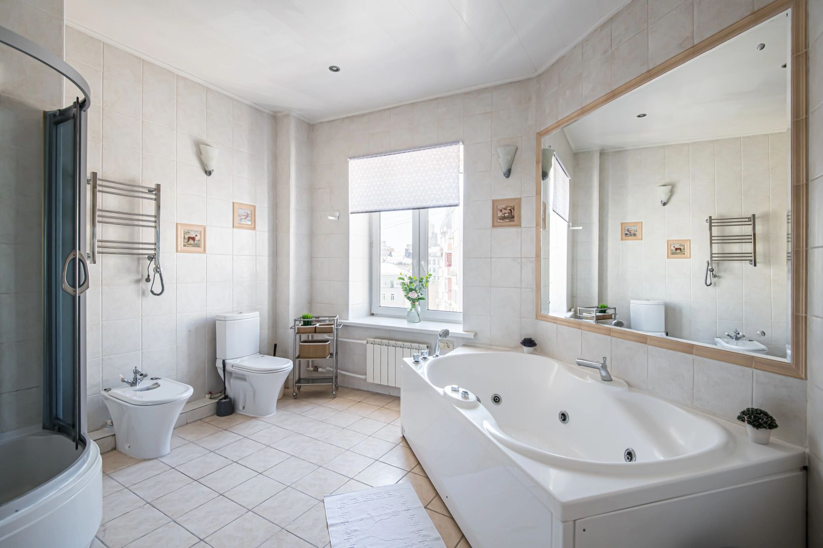 Квартира GM Apartments с Сауной и Джакузи