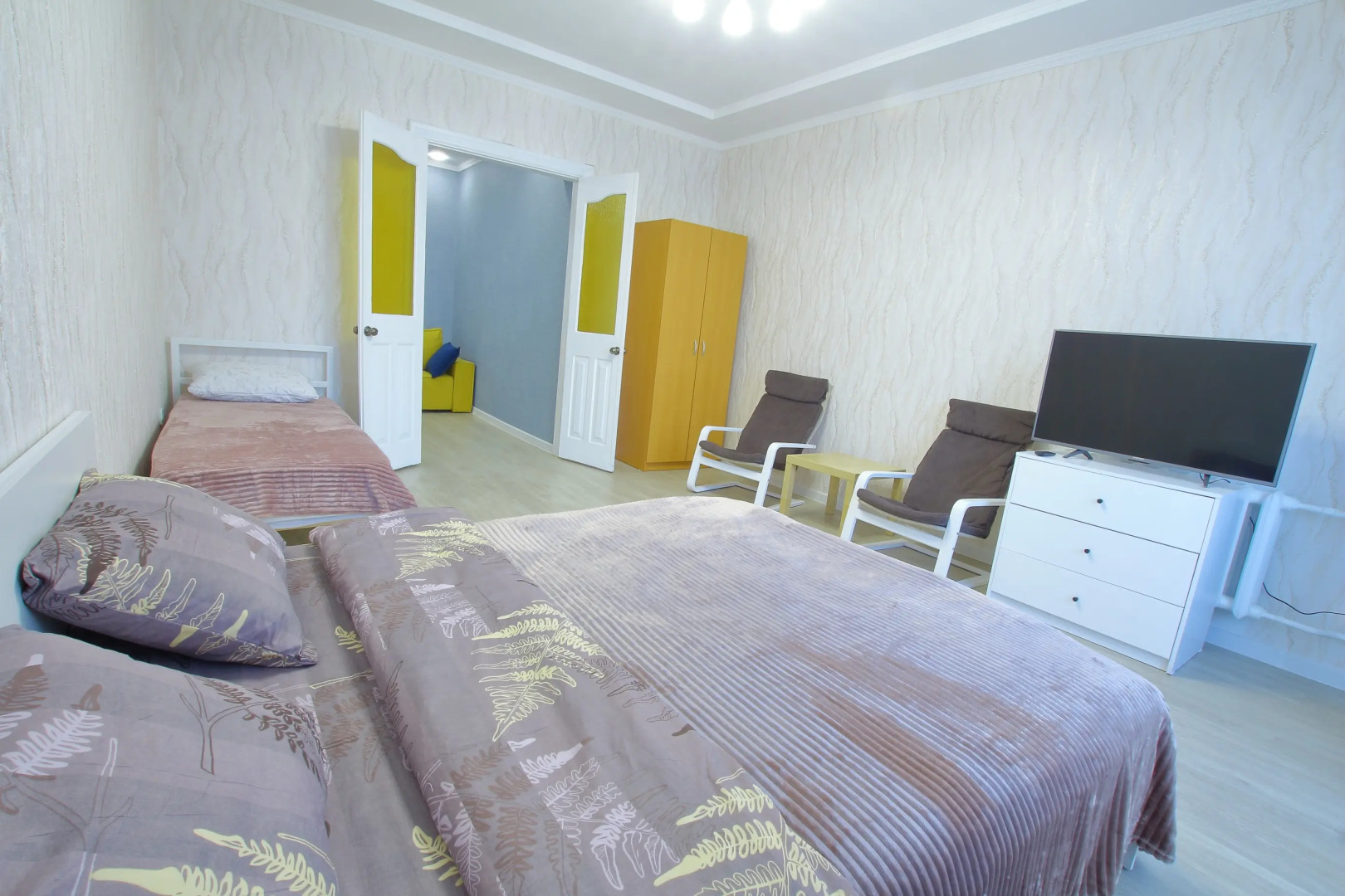 Апартаменты Квартира на Ершова 2 этаж