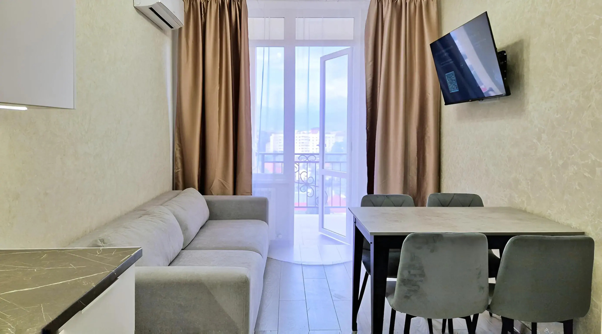 Квартира Однокомнатная с балконом на Гвардейской