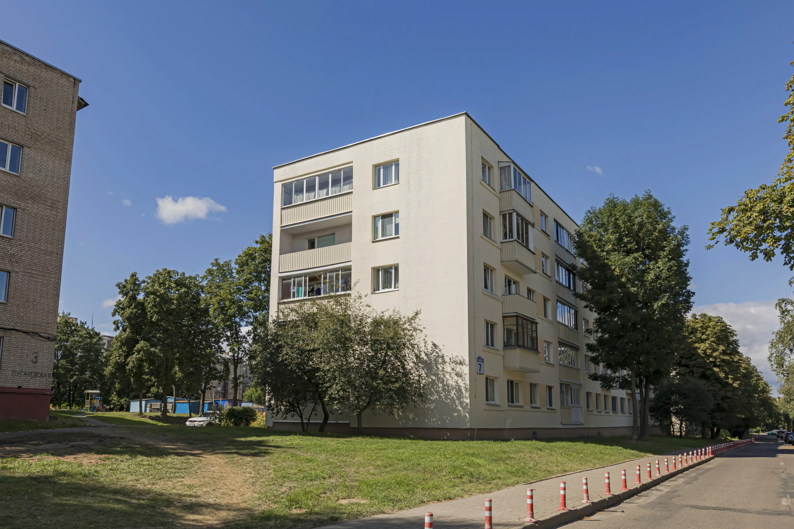 Квартира с дизайнерским ремонтом на Красной