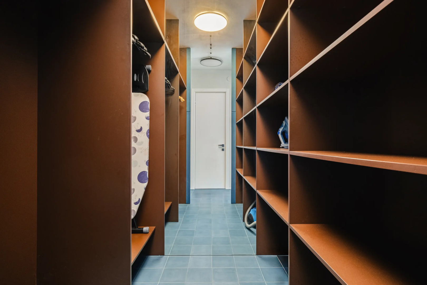 Апартаменты с захватывающим видом на проспект Дзержинского