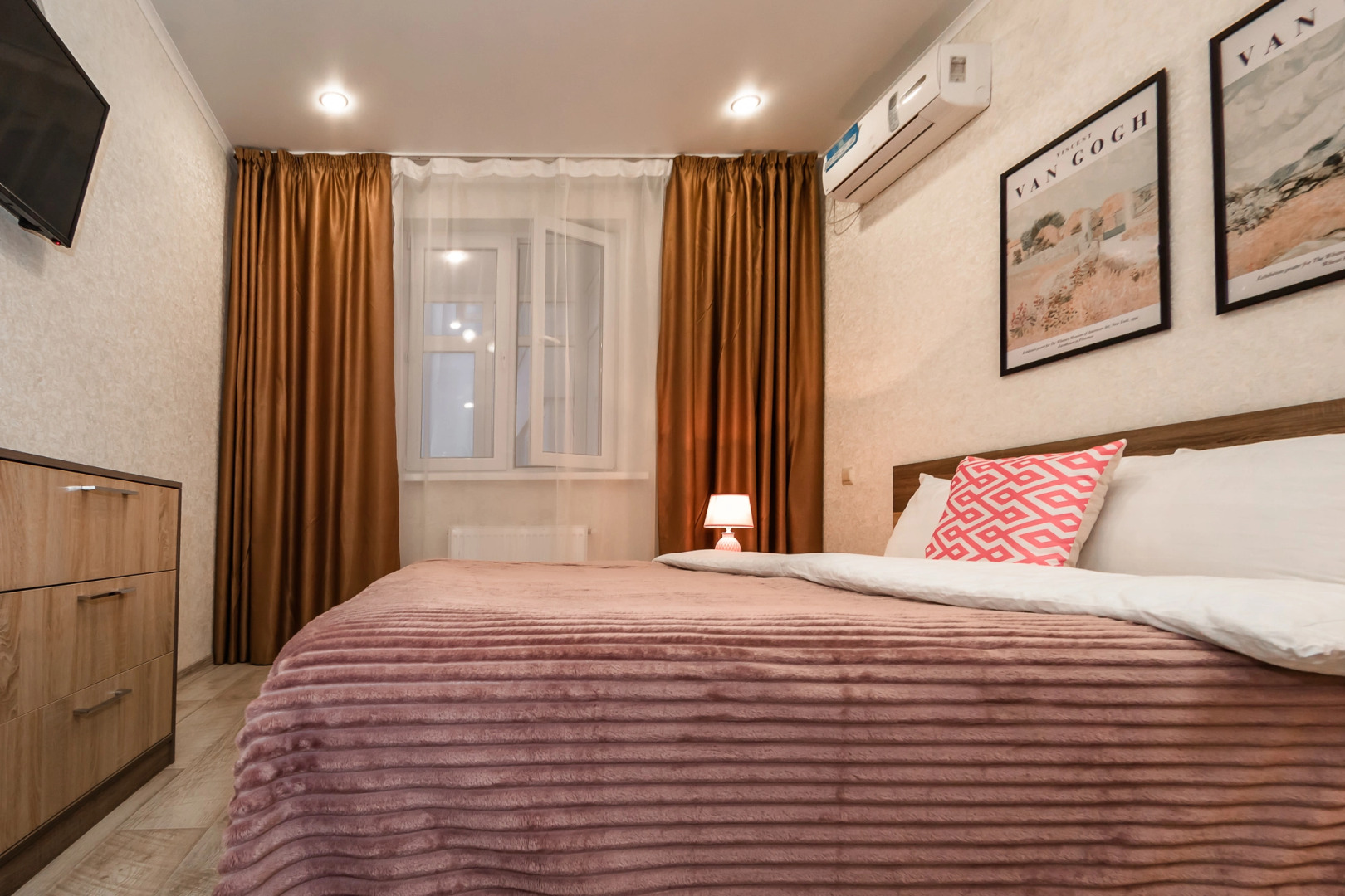 Апартаменты B-Flats Владимирская 148/1