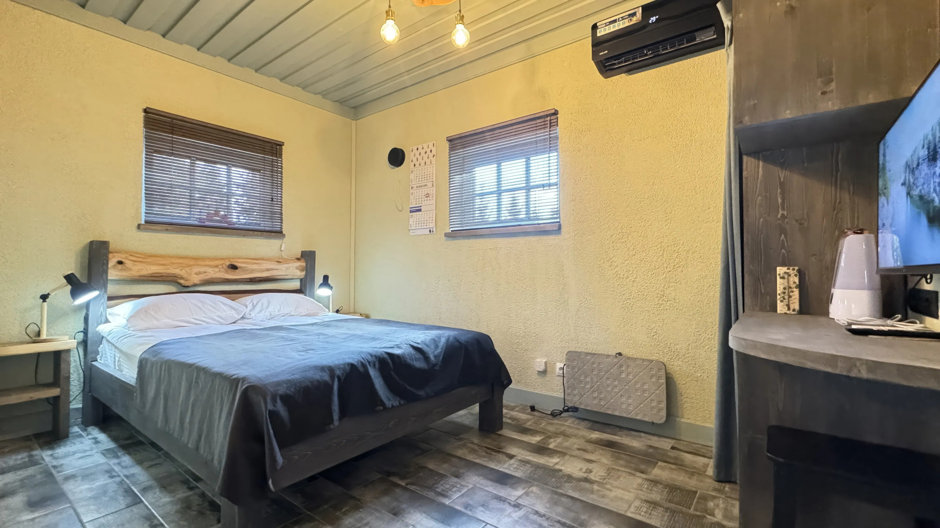 Частный дом коттедж у пристани в центре города