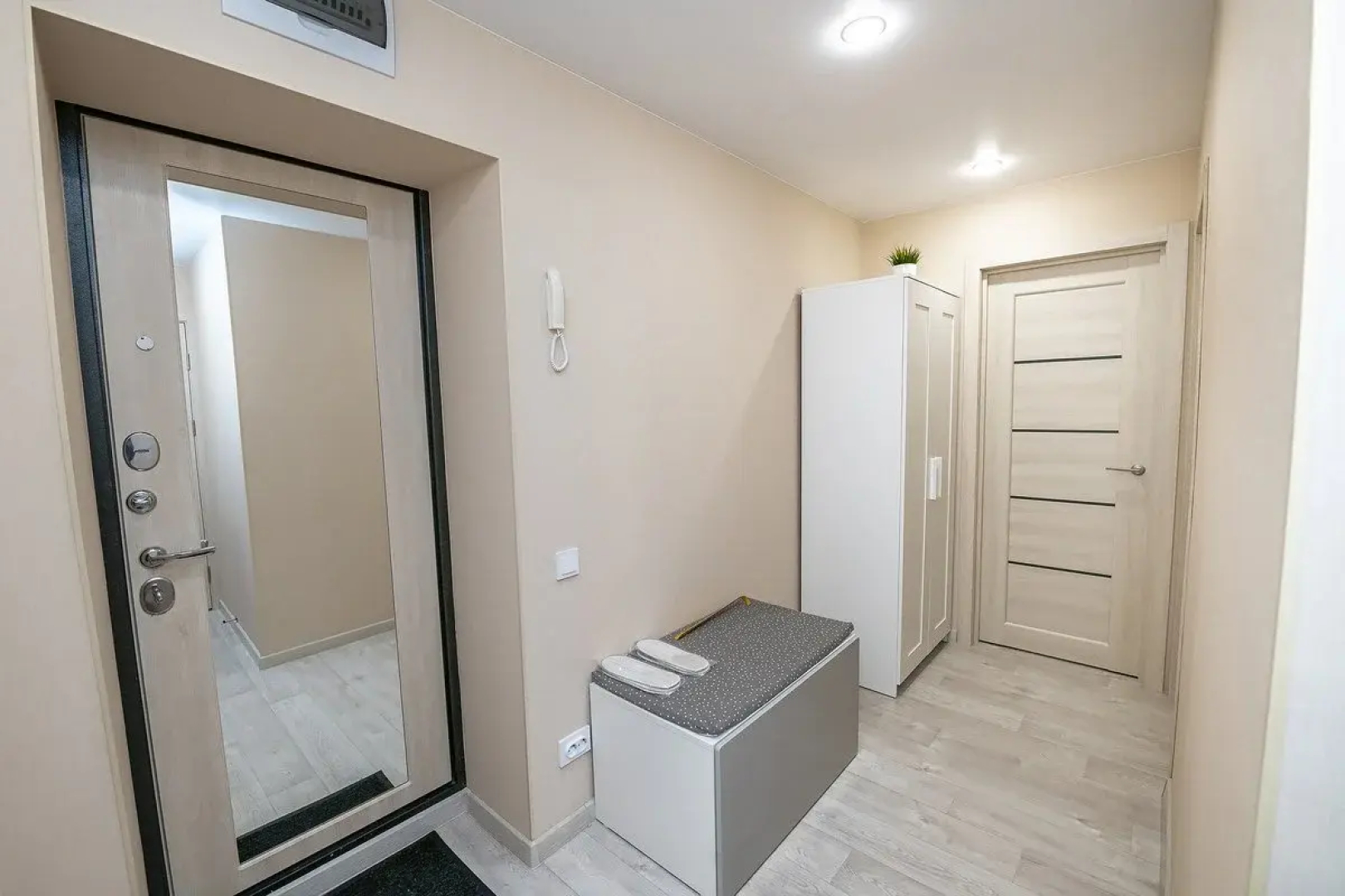 Апартаменты TopHouse на Красного Знамени 91 двухкомнатные
