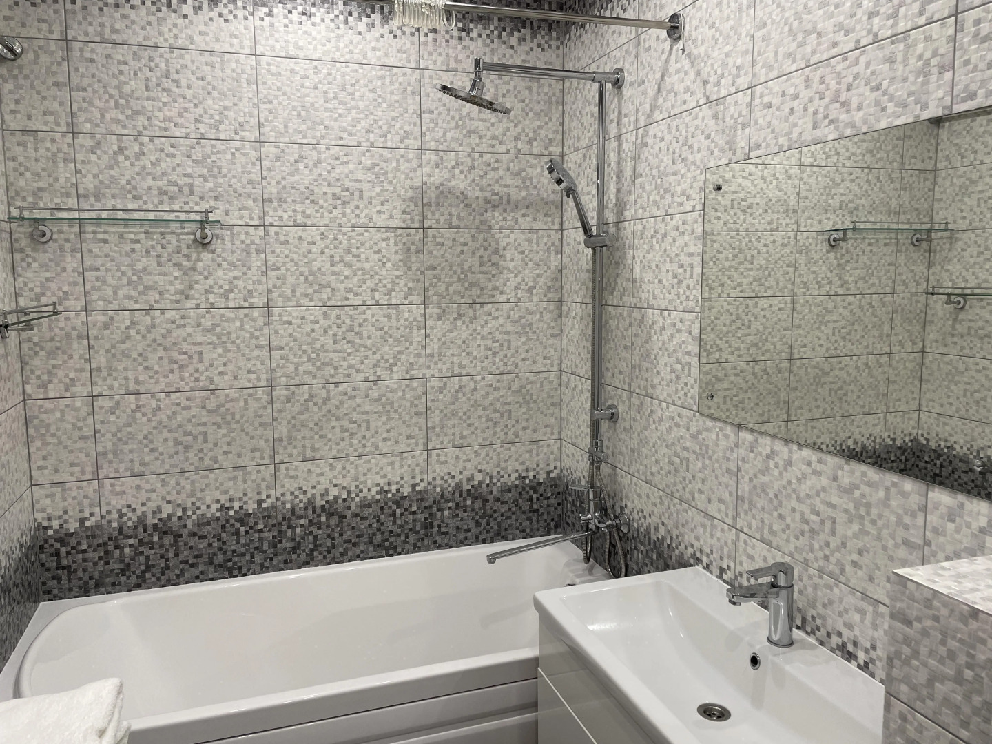 Квартира Комфортабельная Посуточно в Тюмени