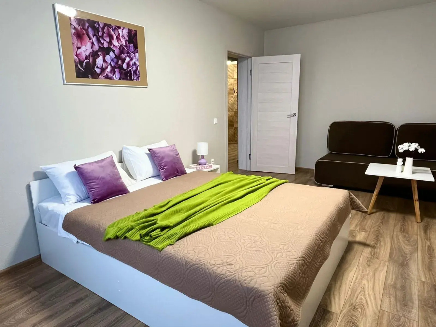 Квартира  Неотель рядом с Московским проспектом, трассой М4, ОКБ