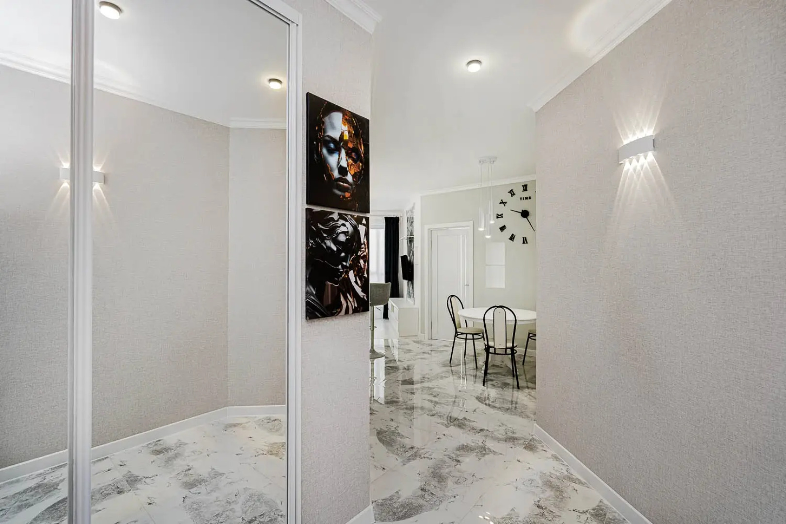 Квартира Двухкомнатные апартаменты Ladgorna на Дзержинского 19