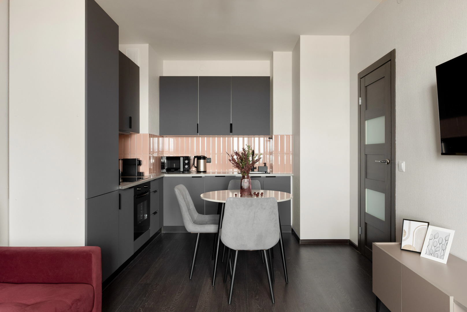 Апартаменты MyhomeYourhome на Проспекте Буденного д.21 к.1