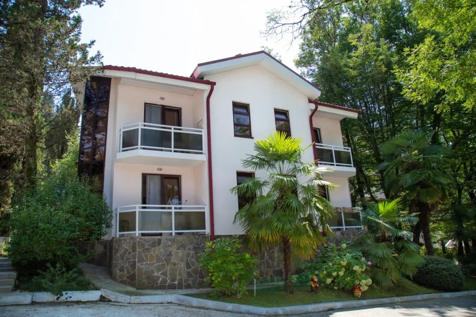 Курортный отель Ателика Сокол