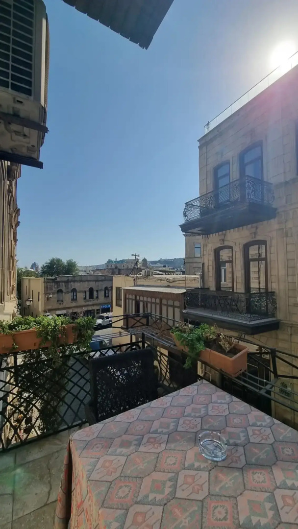 Apartments History 1870