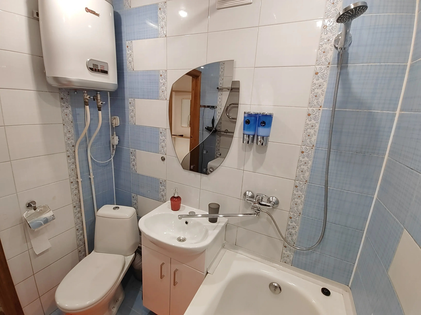 Квартира Двухкомнатная на Площади Пять Углов