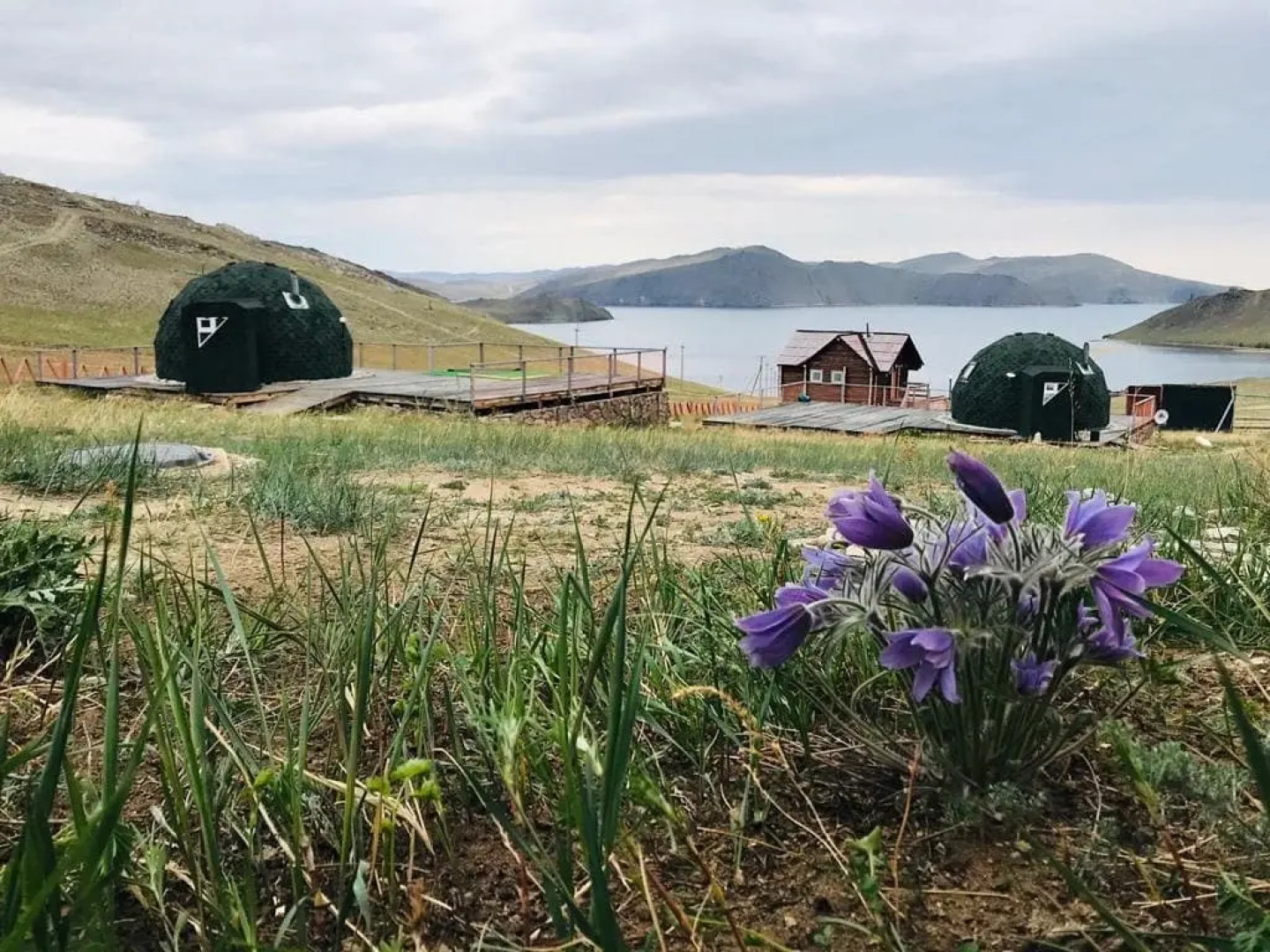 Глэмпинг Воробьевы горы на Байкале