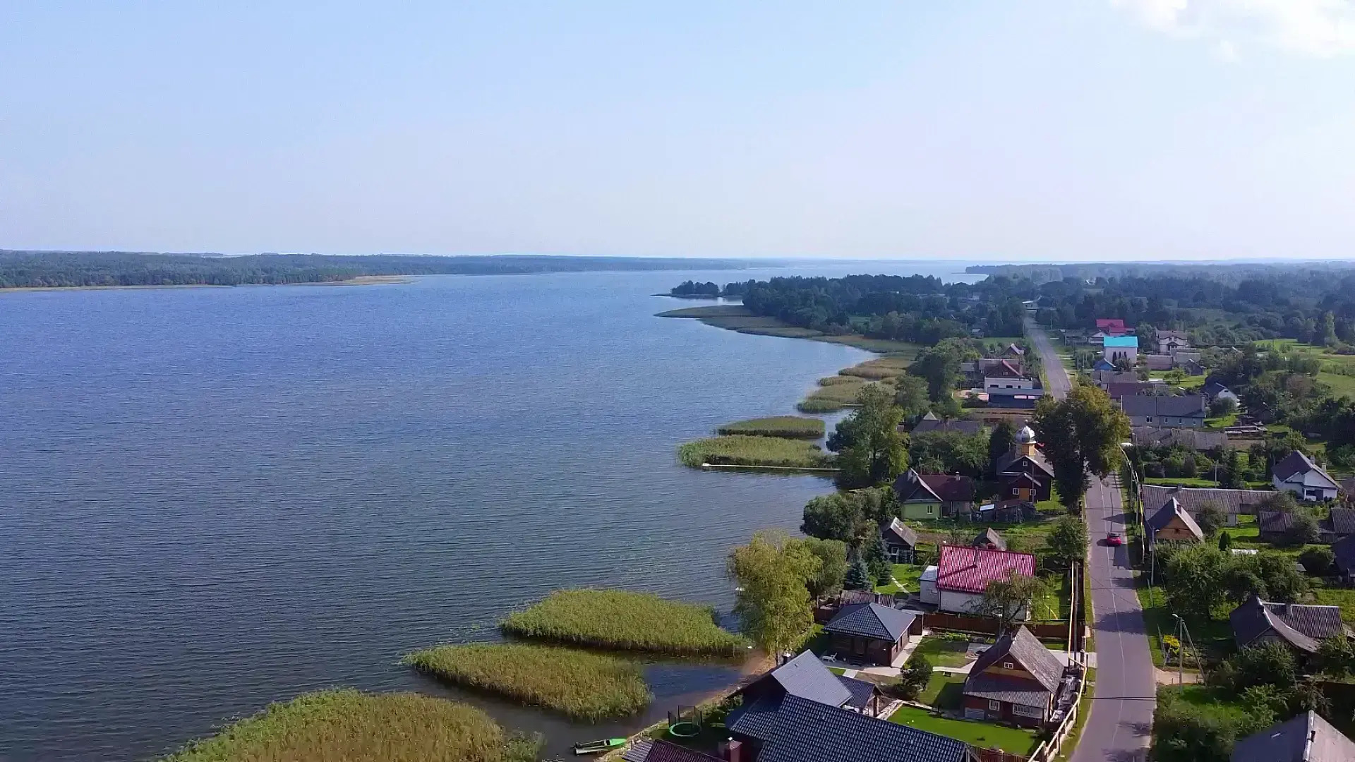 Вилла Домик у озера Свирь