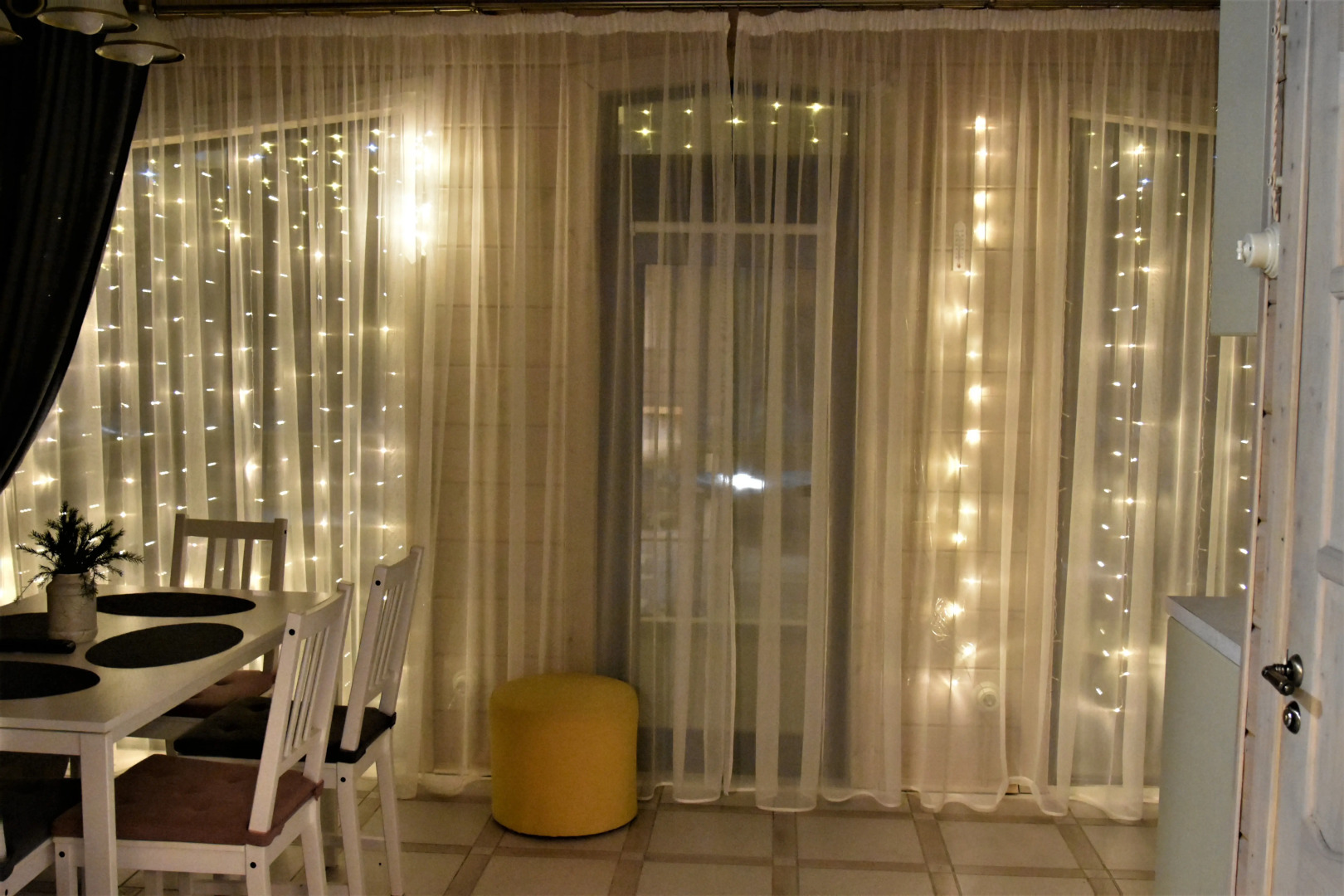 Домик на опушке на берегу Озера Волго на Селигере - коттеджи Сосновый бор