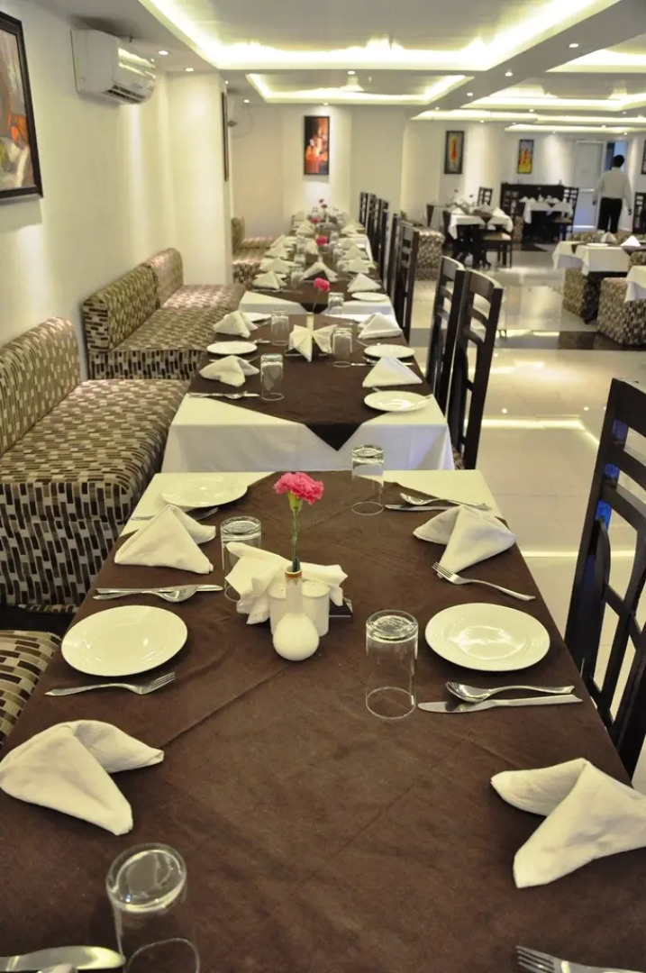 Hotel Mandakini Royal