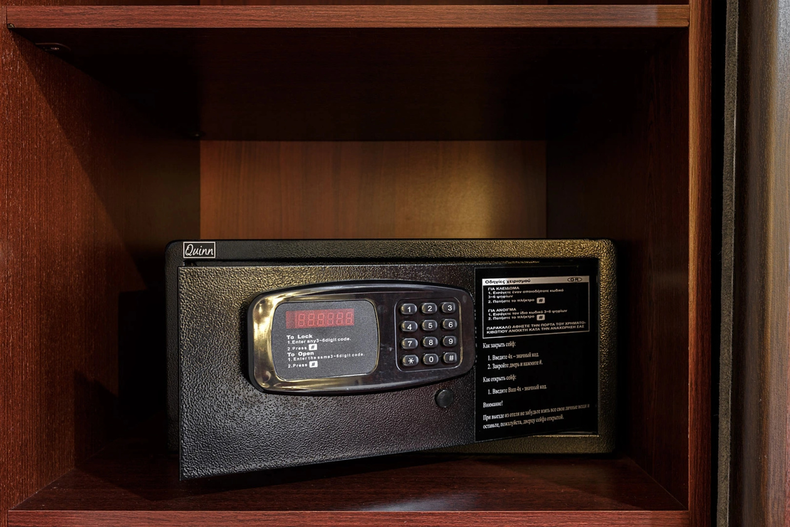 Клуб Отель Корона