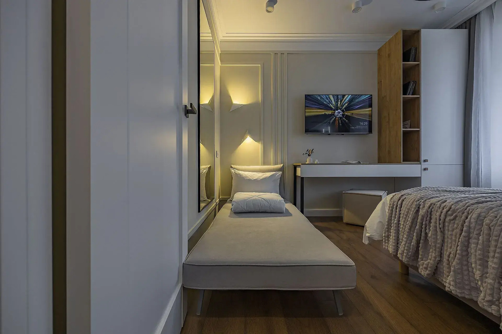 Квартира двухкомнатная в центре на ул.Большая Покровская. "Сова-Дом".