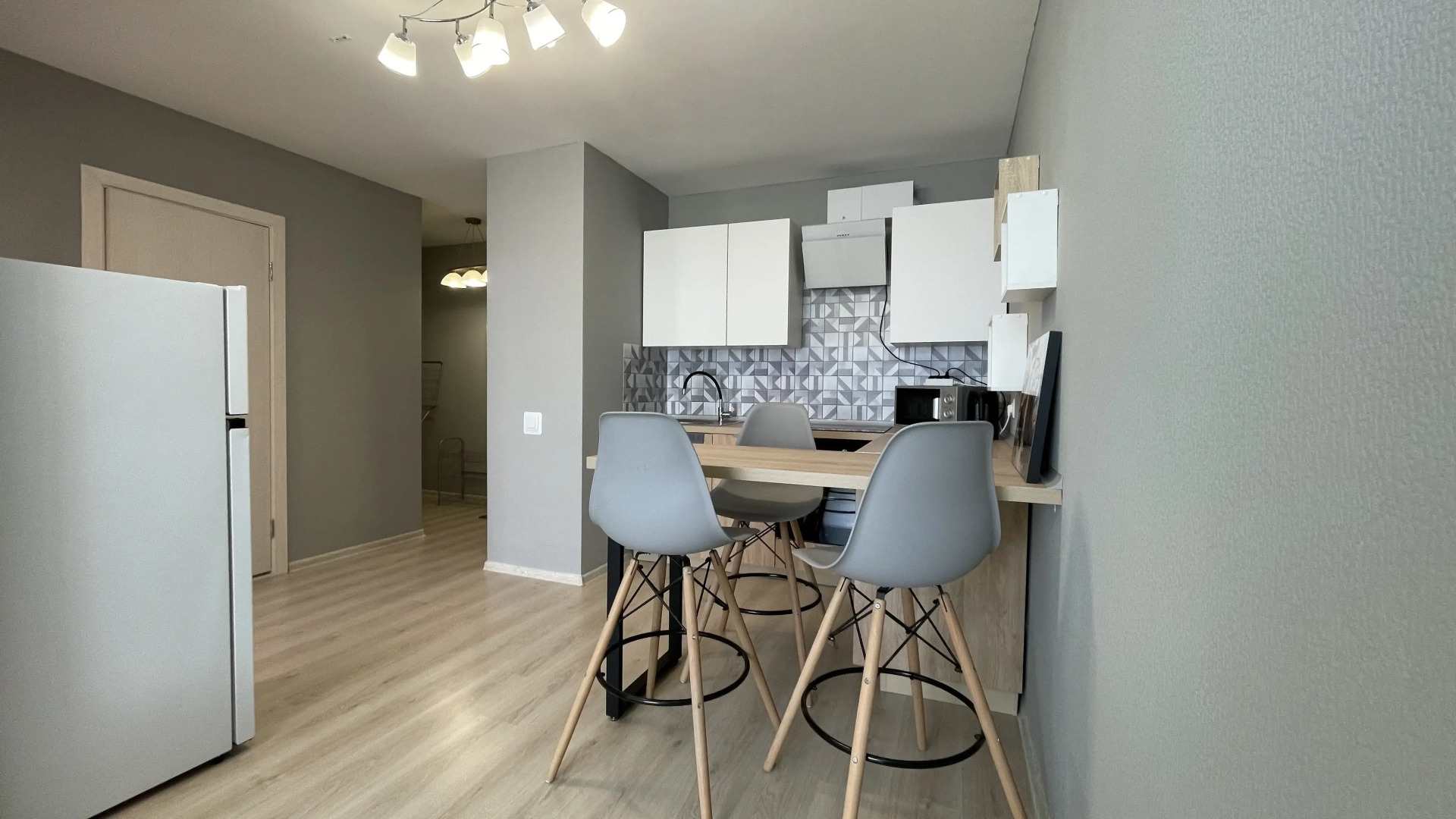 Апартаменты Chicago Aparts на Чемпионов 1 мкр. Солнечный