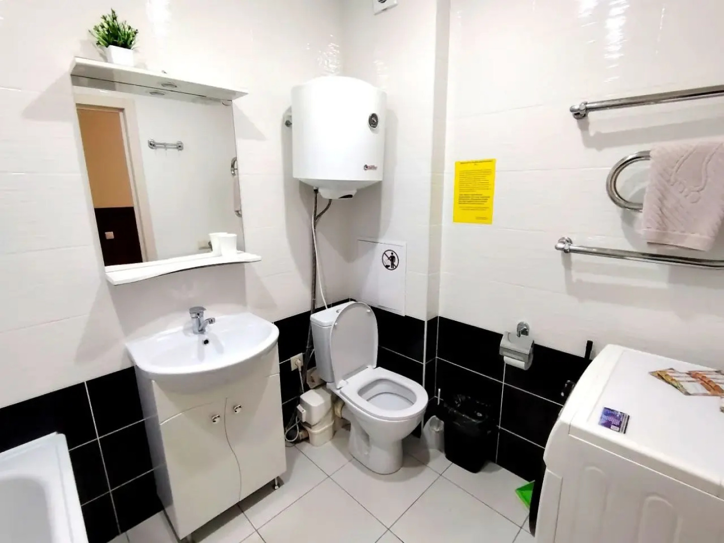 Квартира на цокольном этаже спасающие от жары с кухонной зоной