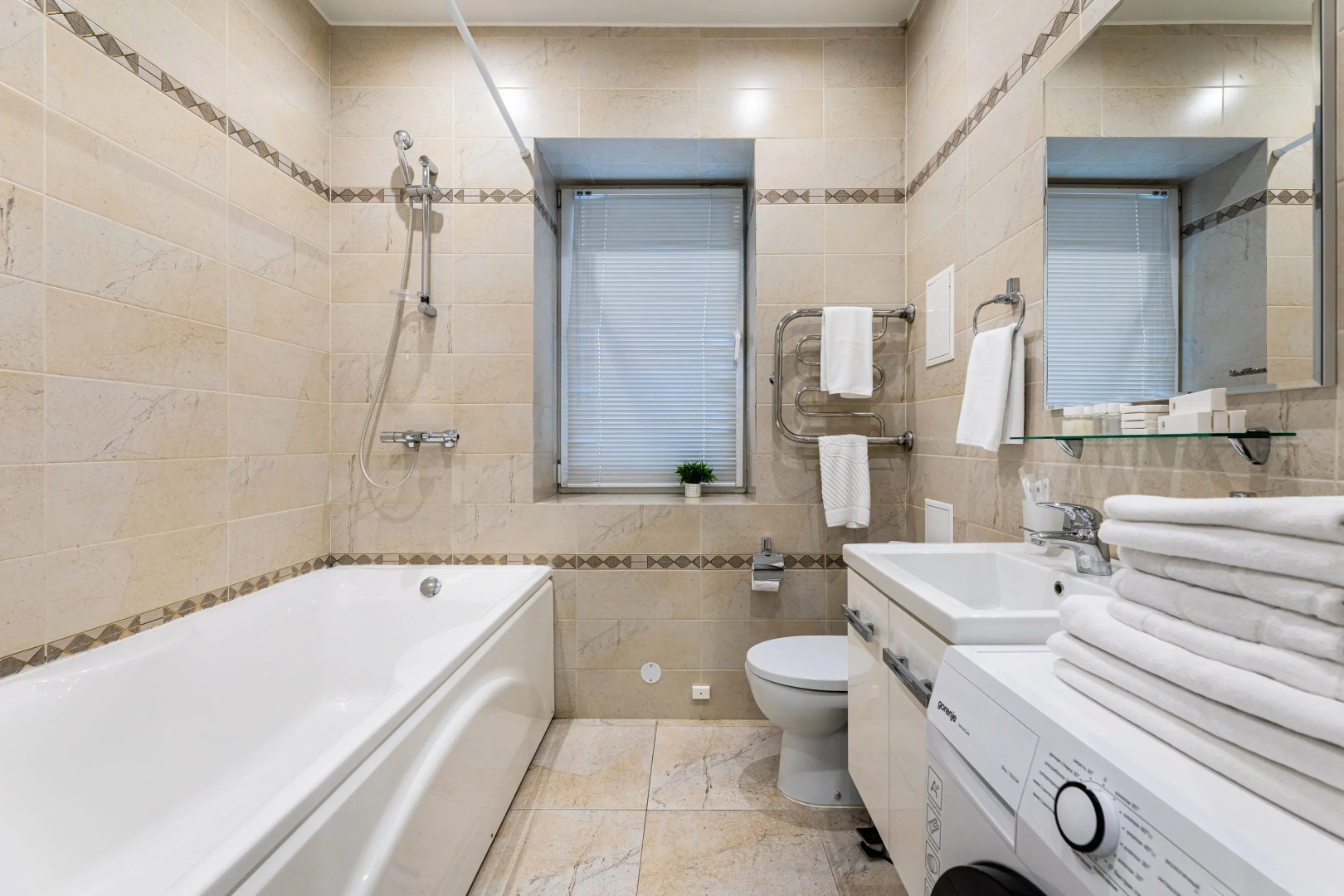 Апартаменты Сибирские номера Улучшенные - стиль и комфорт в историческом центре города