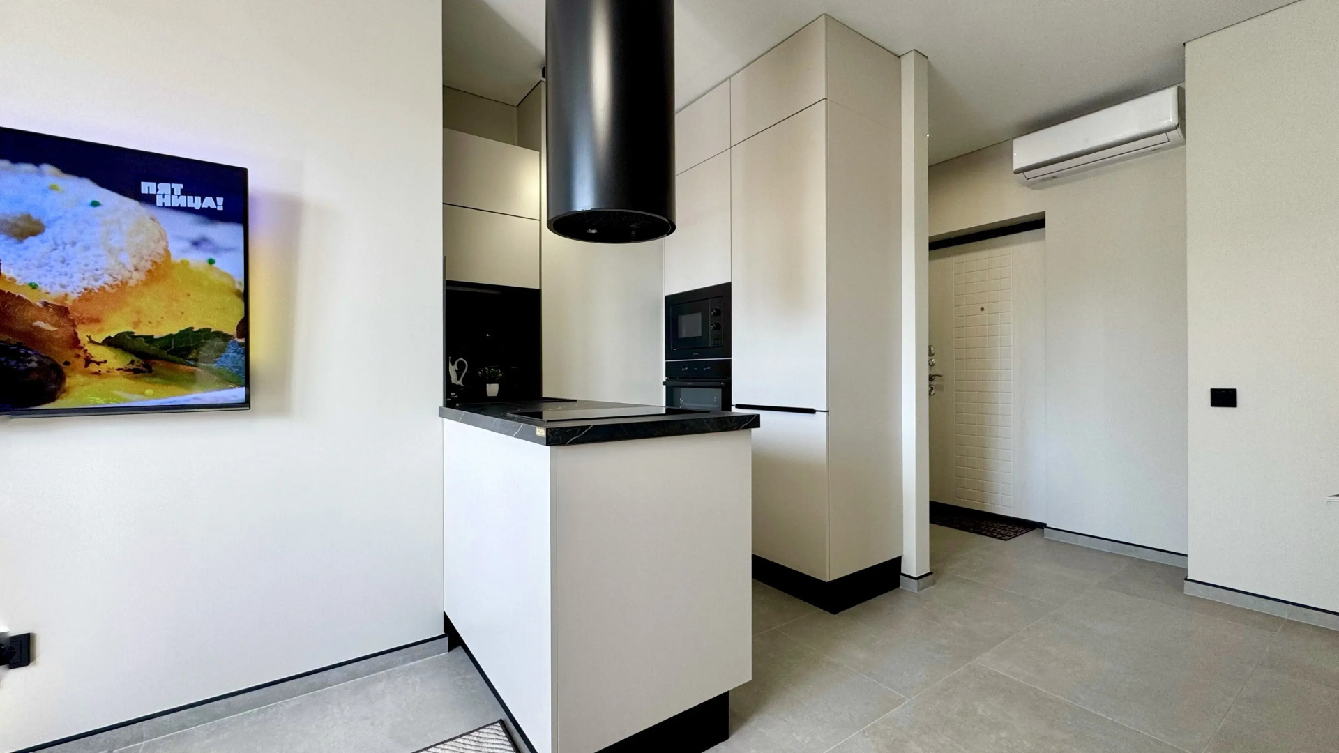 Апартаменты с балконом и видом на море  ЖК Фрукты 77 Я на Море