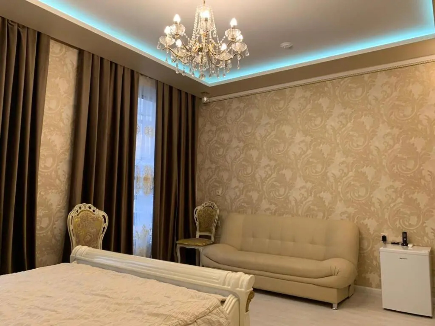 Отель Империя