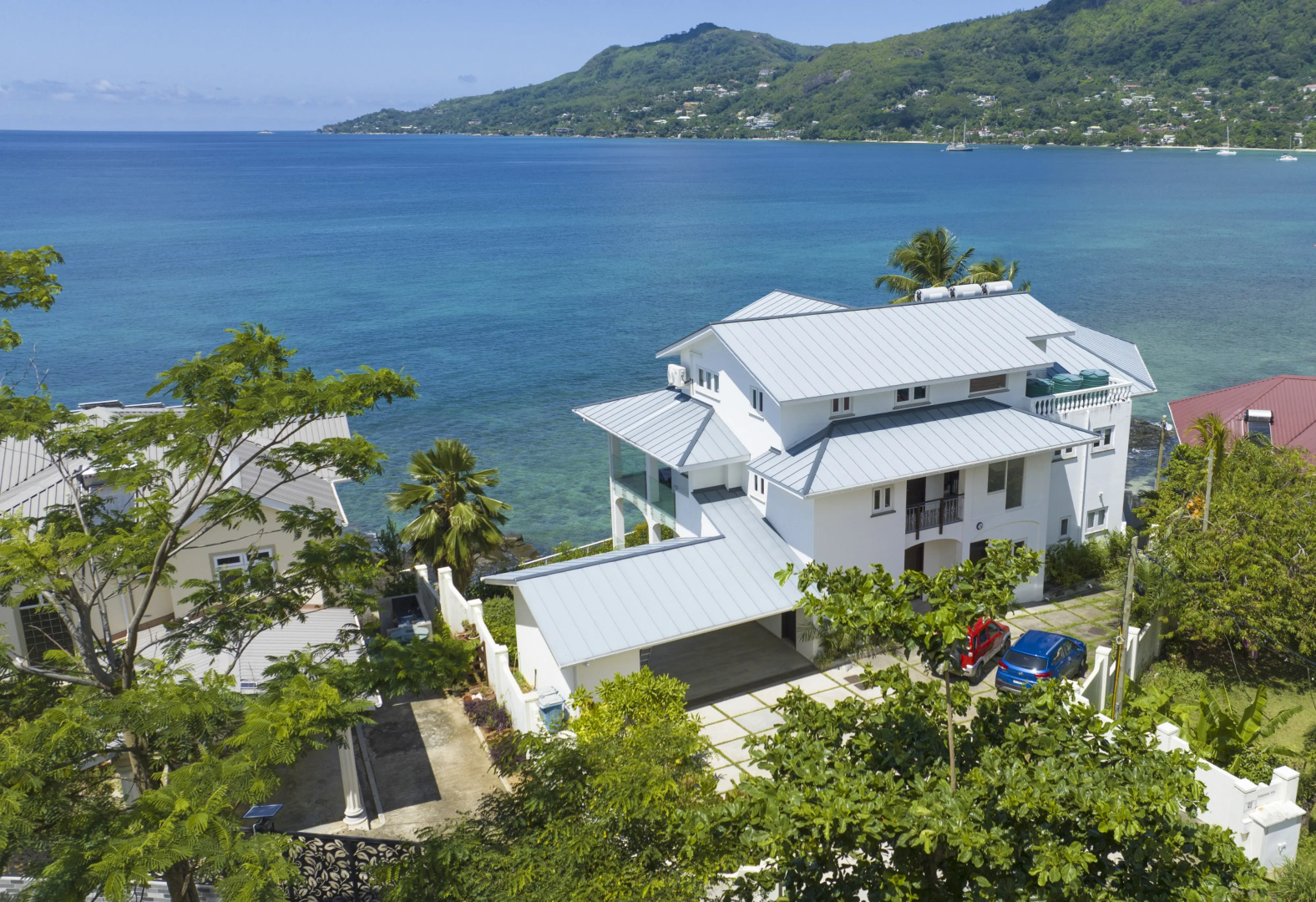 Вилла VallonEnd Beach Front