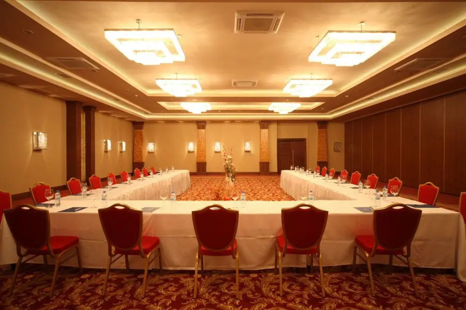 Отель Terrace Beach Resort