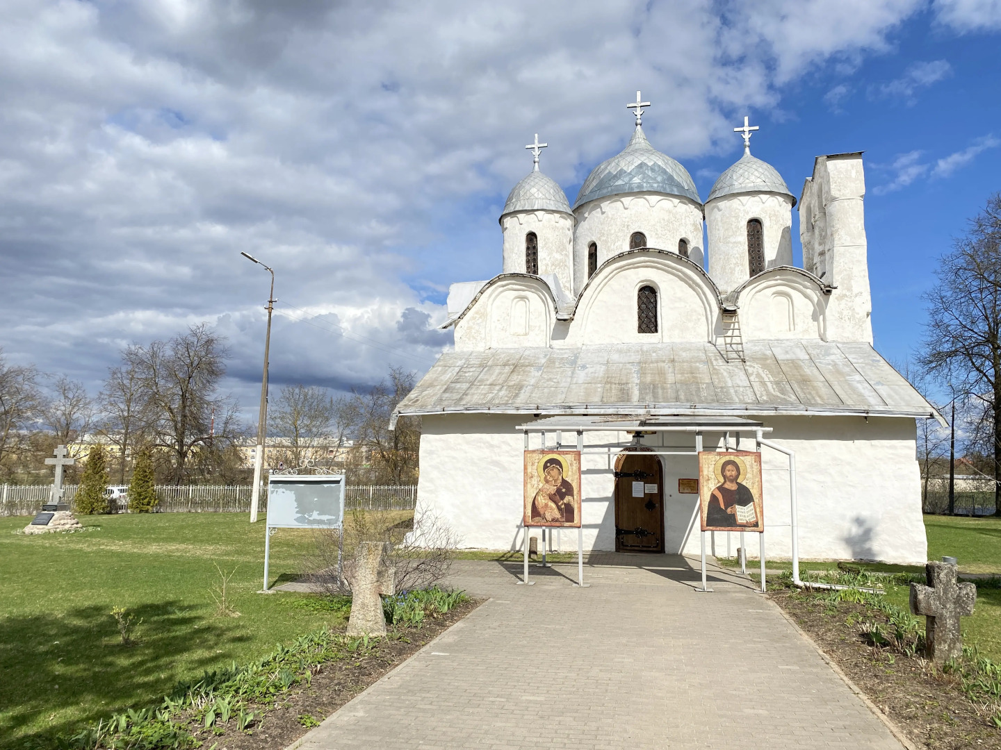 Апартаменты у Собора Рождества Иоанна Предтечи