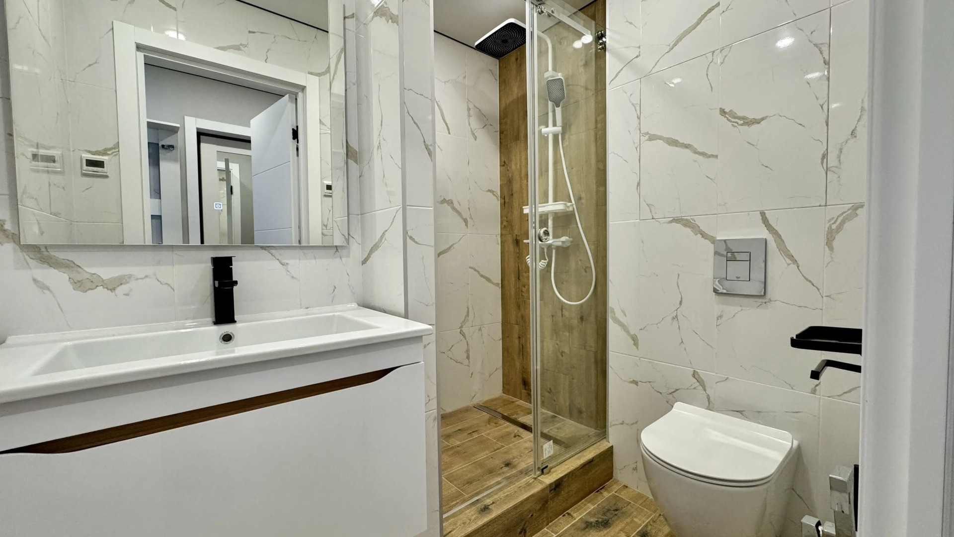 Апартаменты Marlen Apart на Улице Роз