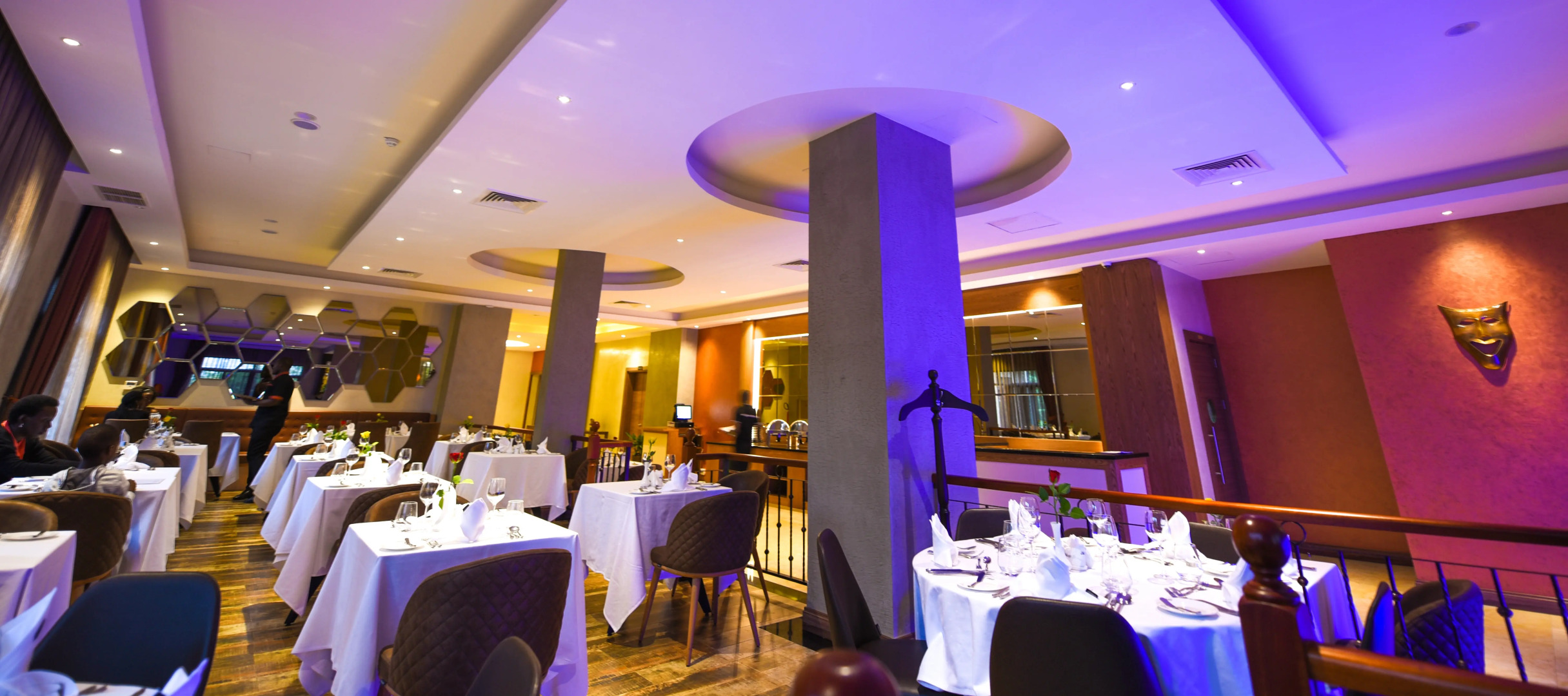 Отель The Athena