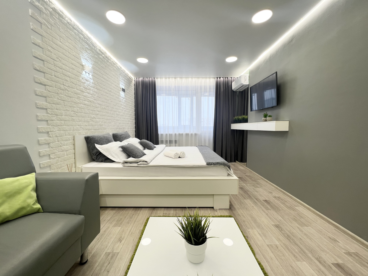 Апартаменты Кривенко 49