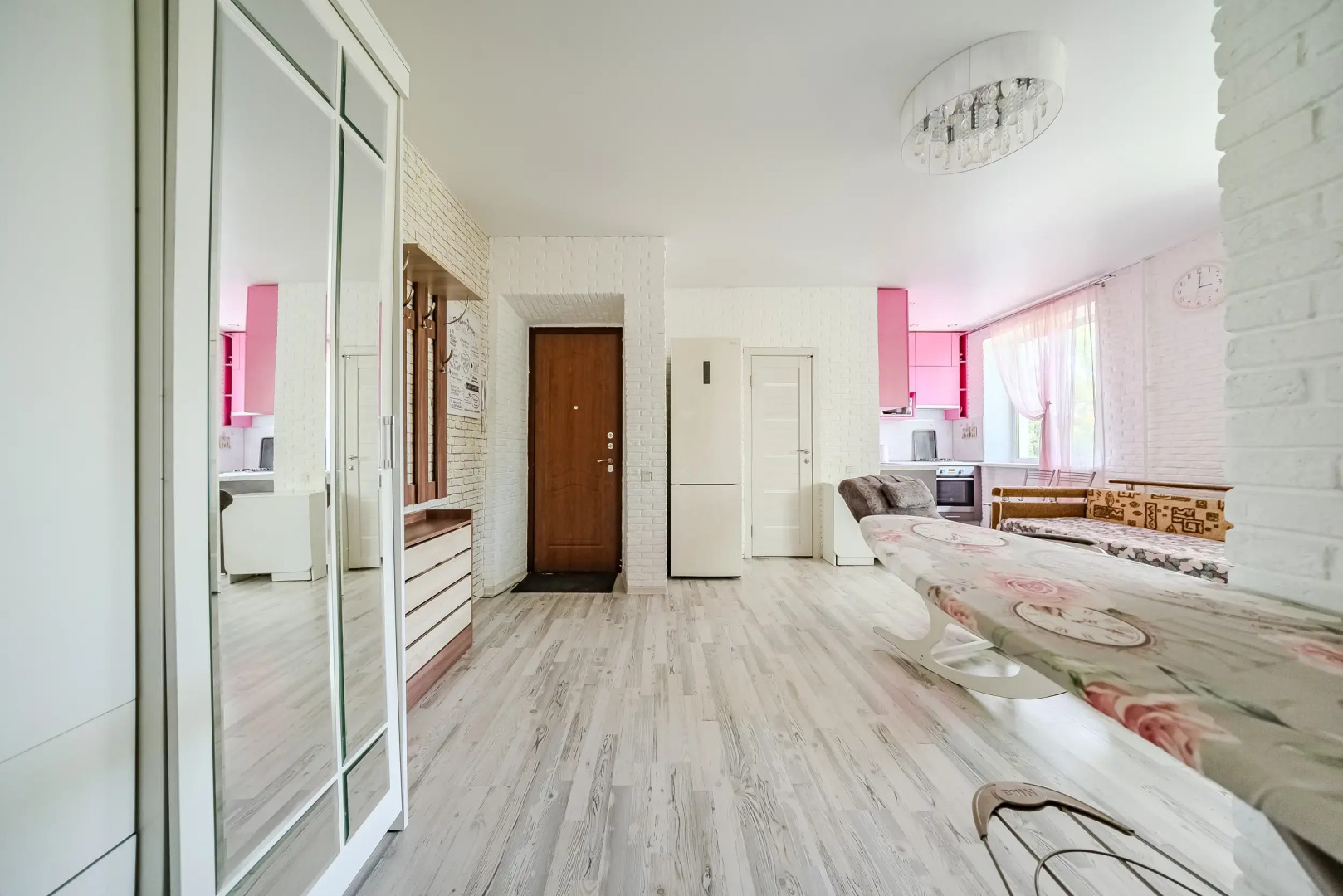 Квартира двухкомнатная у Метро Академическая