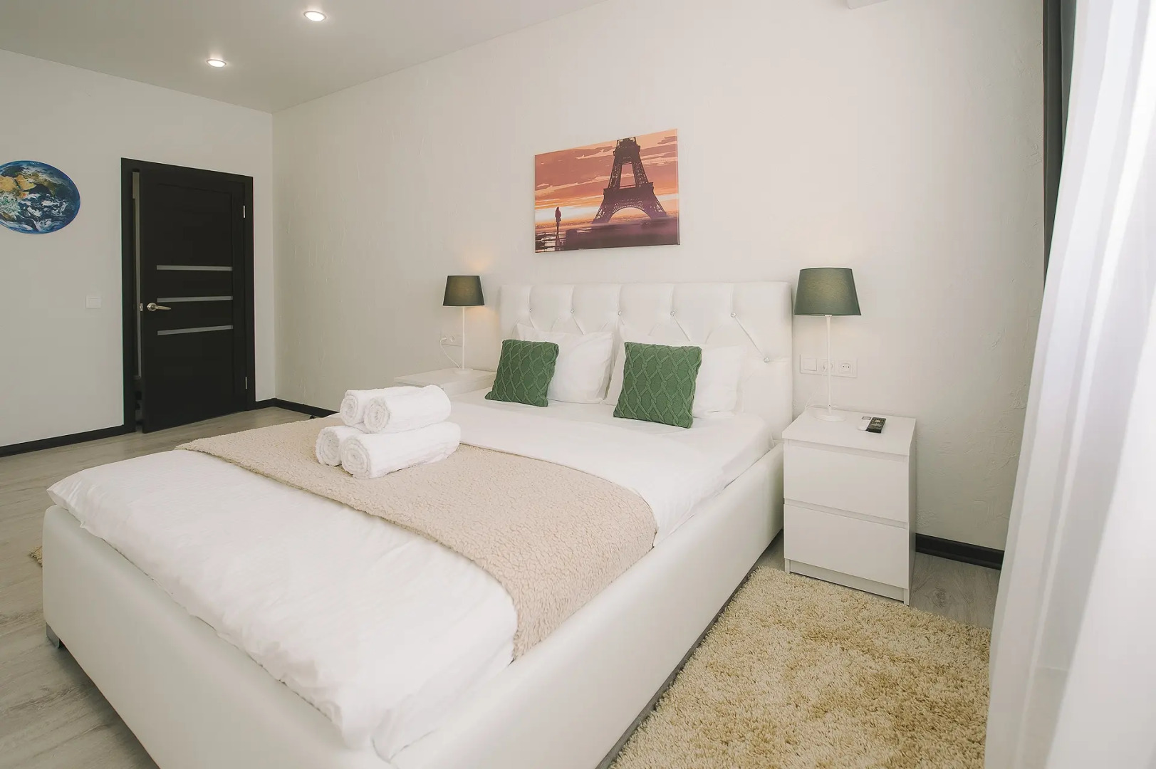 Апартаменты Abri Luxe в ЖК на Механошина с видом на город